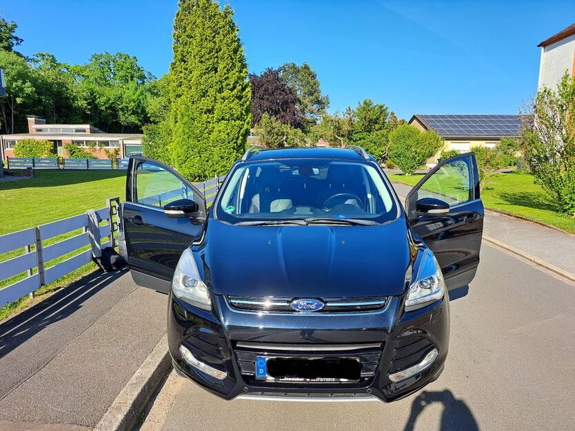 Ford Kuga 149.500 km 10.900 € Kamen 59174