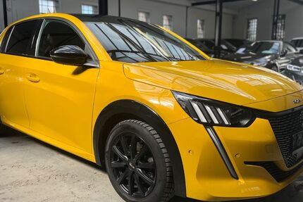 Peugeot 208 73.000 km 12.400 &euro; Velbert 42551