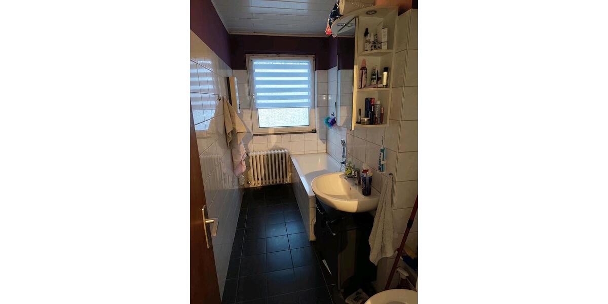 Etagenwohnung Oberhausen Alstaden - 3 Zimmer, 79 m&sup2;, 975&euro; | Angebot:24859526