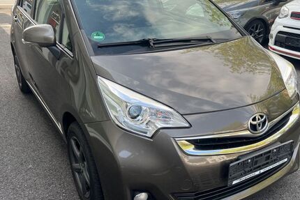Toyota Verso-S 66.000 km 10.499 &euro; Recklinghausen 45663