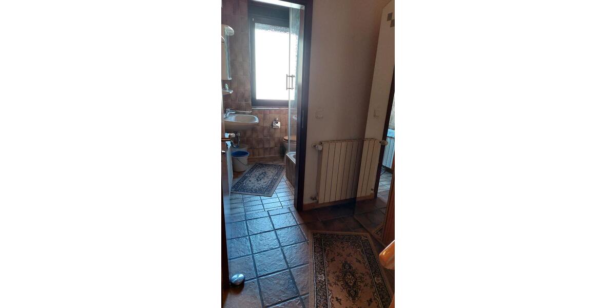 Etagenwohnung Oberhausen - 1 Zimmer, 52 m&sup2;, 330&euro; | Angebot:26415672