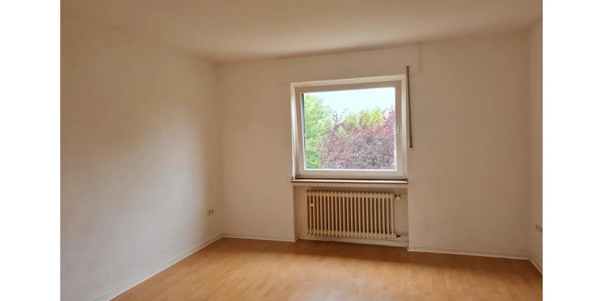 Etagenwohnung Lünen Brambauer - 3 Zimmer, 94 m&sup2;, 900&euro; | Angebot:25793376