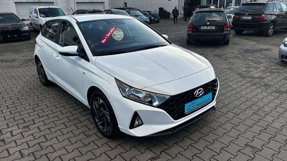 i20