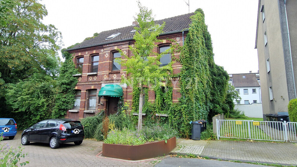 Zeit für Neues: Mehrfamilienhaus sanieren oder Neubau planen!