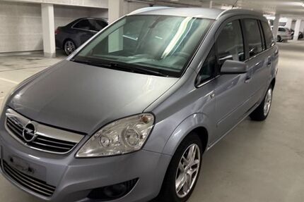 Opel Zafira 200.000 km 2.800 &euro; Essen 45326