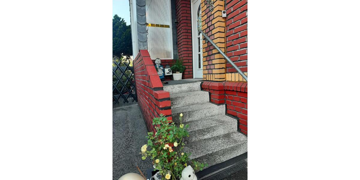 Doppelhaushälfte Velbert Pöthen - 3 Zimmer, 100 m&sup2;, 265.000&euro; | Angebot:24770606