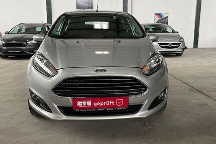 Ford Fiesta 82.250 km 6.300 &euro; Oberhausen 46149