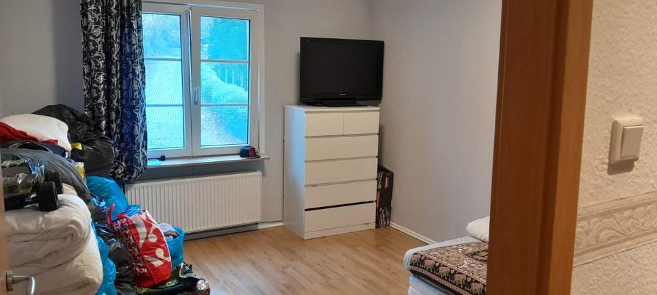 Hochparterre Velbert Langenberg - 4 Zimmer, 95 m&sup2;, 800&euro; | Angebot:25232931