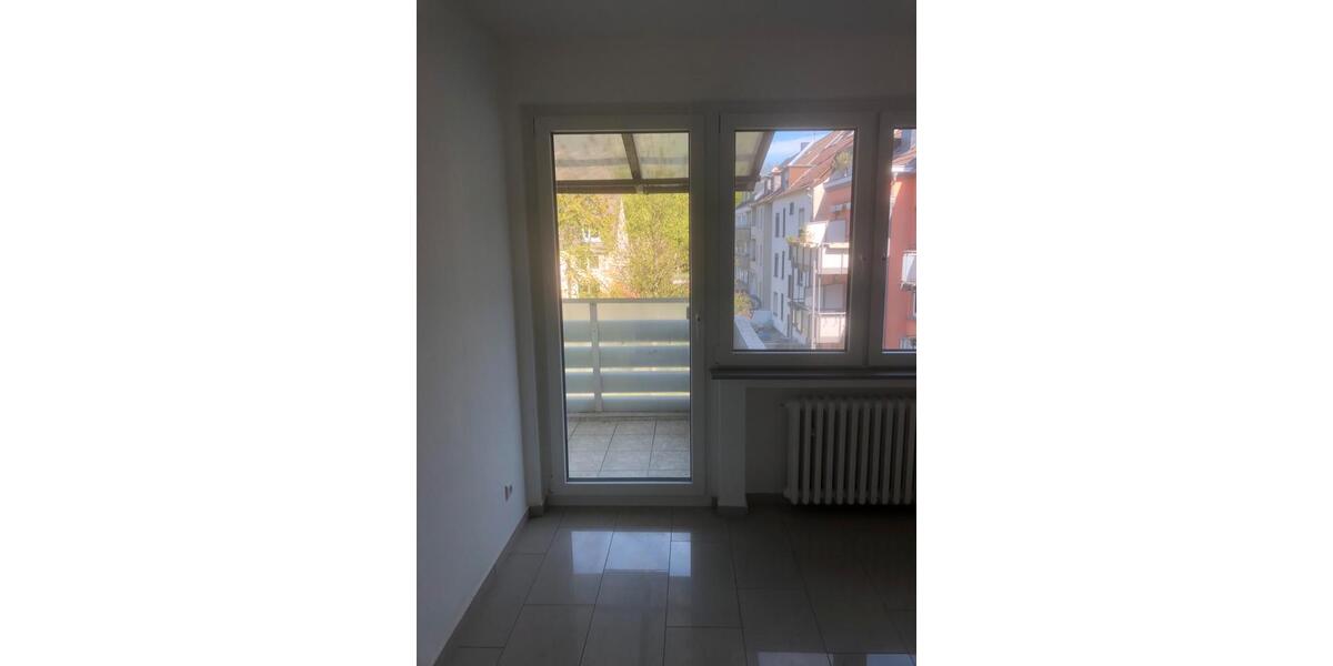 Etagenwohnung Essen Stadtbezirk III - 3.5 Zimmer, 82 m&sup2;, 990&euro; | Angebot:26384300