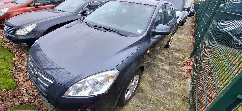 Kia ceed / Ceed 110.100 km 3.800 &euro; Dortmund 44339