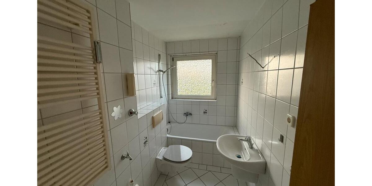 Dachgeschoßwohnung Heiligenhaus - 2 Zimmer, 61 m&sup2;, 99.000&euro; | Angebot:26889920