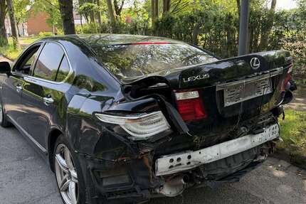 Lexus LS 460 280.000 km 4.500 &euro; essen 45141