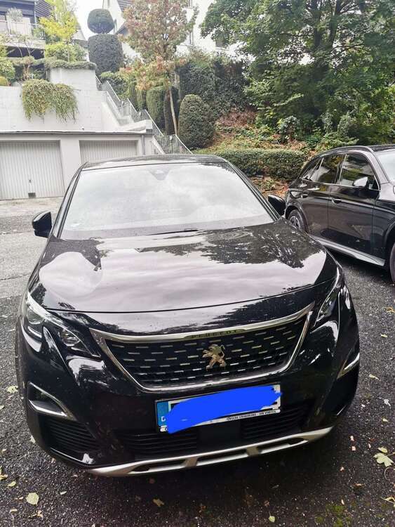 Peugeot 3008 65.000 km 21.999 € Essen 45289