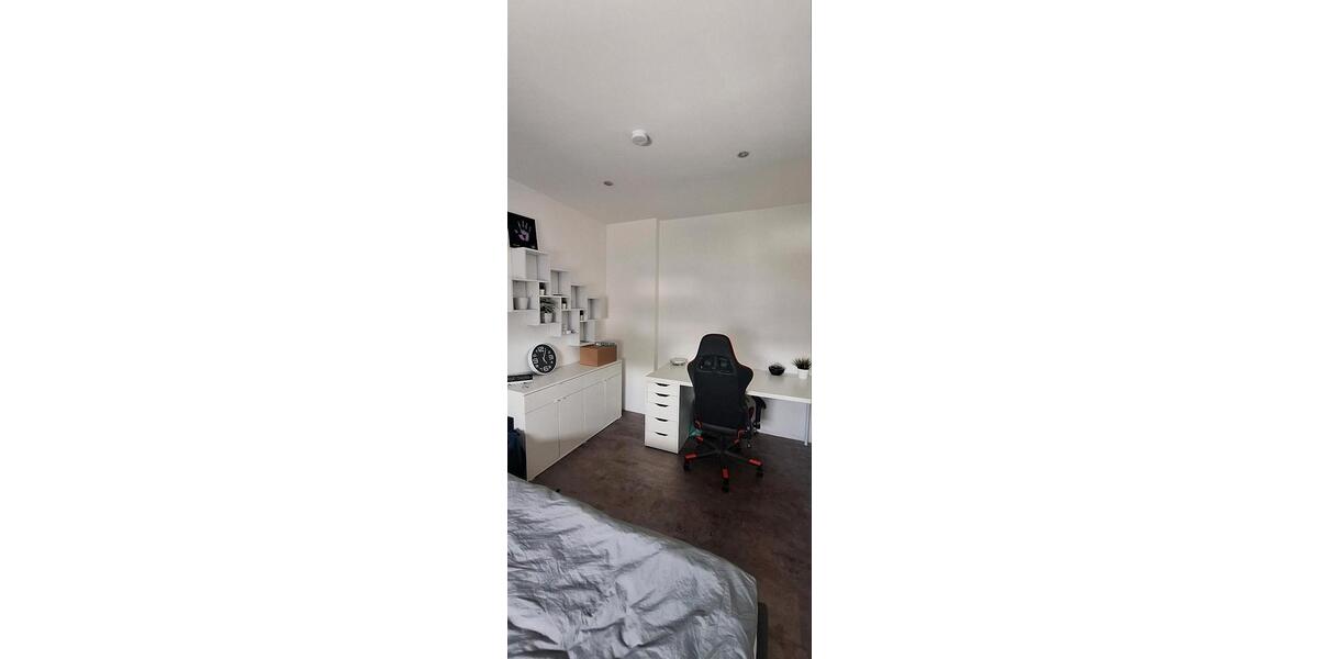 Reihenhaus Oberhausen Schmachtendorf - 4 Zimmer, 84 m&sup2;, 320.000&euro; | Angebot:26739393