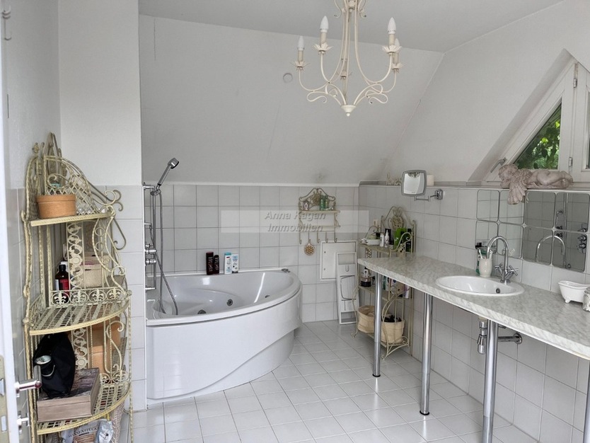 Verborgenes Wohnjuwel über dem Hengsteysee 6 zimmer