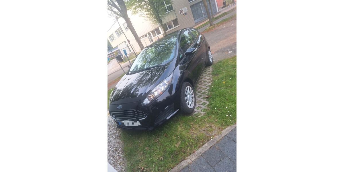 Ford Fiesta 59.800 km 7.800 &euro; Herten 45701