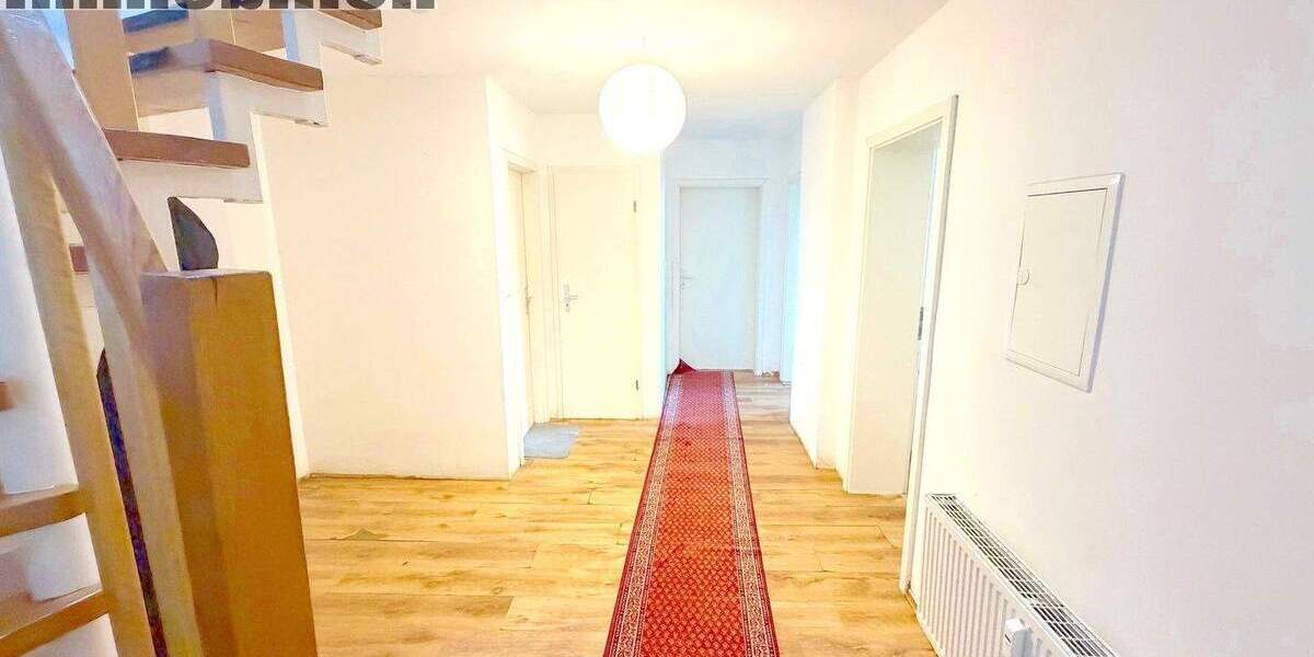 Etagenwohnung Dortmund Mitte - 4 Zimmer, 121 m&sup2;, 159.000&euro; | Angebot:25695719