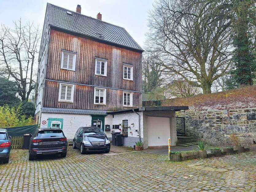 Haus zum Kaufen in Wuppertal 570.000 € 390 m²