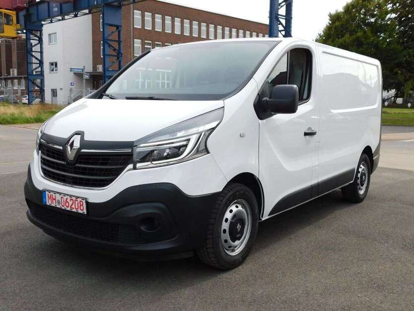 Renault Trafic 151.097 km 10.999 € Mülheim an der Ruhr 45473