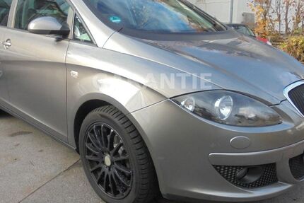 Seat Altea 70.000 km 5.990 € Recklinghausen 45659