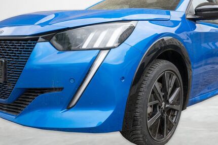 Peugeot 208 67.365 km 15.690 € Bochum 44801