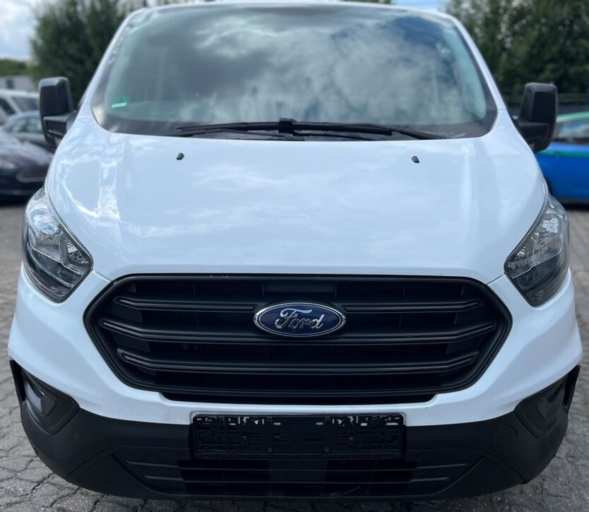 Ford Transit Custom 96.421 km 13.500 € Essen 45136