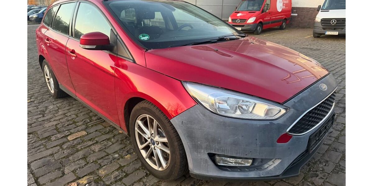 Ford Focus 195.000 km 2.450 &euro; wuppertal 42285