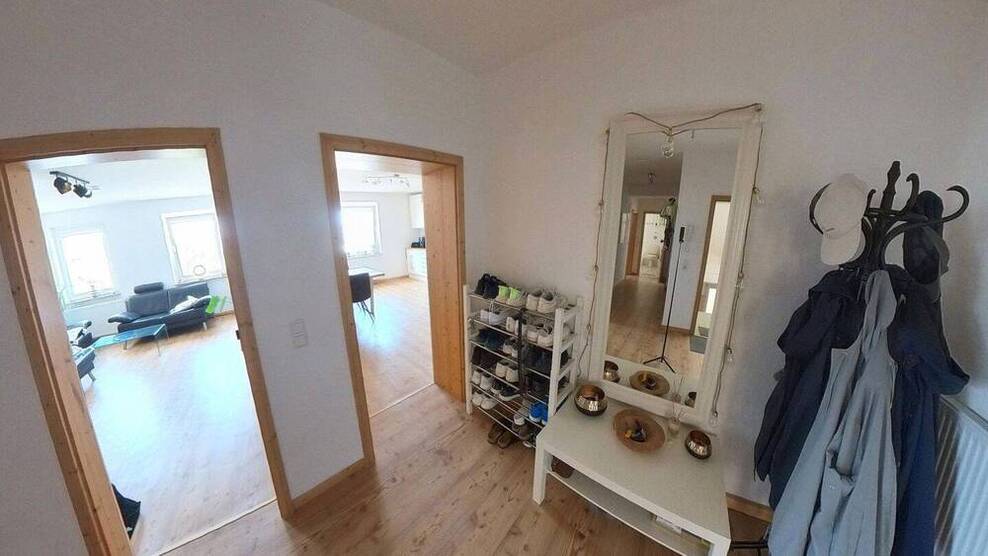Moderne 2,5-Zimmer-Wohnung mit EBK in der Augustastraße 41