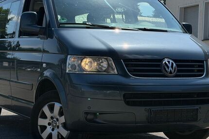 VW T5 Transporter 280.000 km 8.700 &euro; Oer Erkeschwick 45739