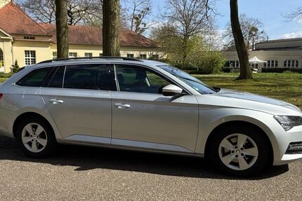 Skoda Superb 85.100 km 19.900 &euro; Mülheim an der Ruhr 45473
