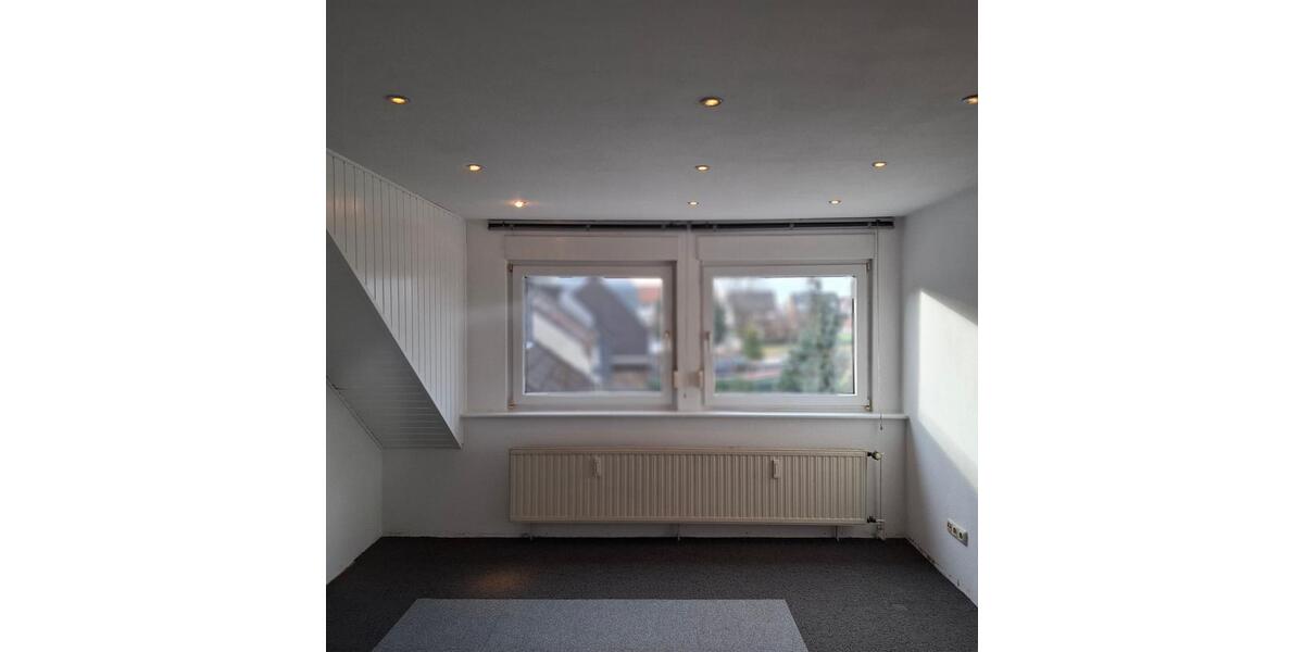 Gemütliche Dachgeschosswohnung in Freisenbruch zu vermieten 1.5 zimmer