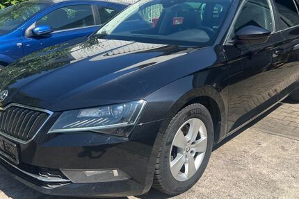 Skoda Superb 277.000 km 10.500 &euro; Bochum 44793