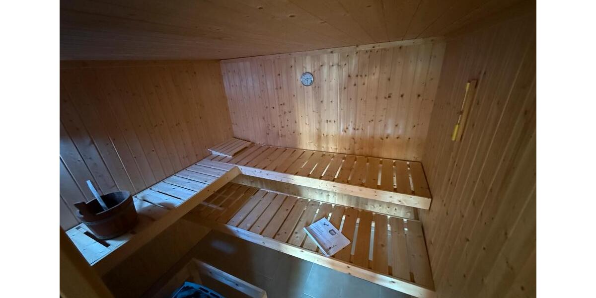 Einfamilienhaus Bochum Günnigfeld - 10 Zimmer, 242 m&sup2;, 650.000&euro; | Angebot:25255964