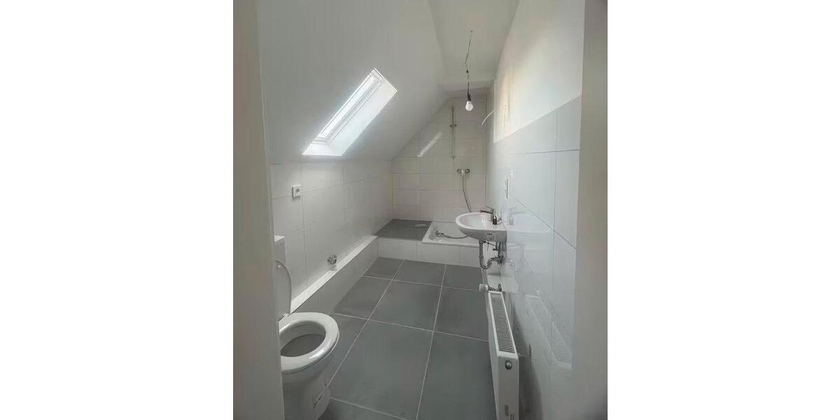 Dachgeschoßwohnung Hagen Hagen-Nord - 2 Zimmer, 69 m&sup2;, 500&euro; | Angebot:26648934