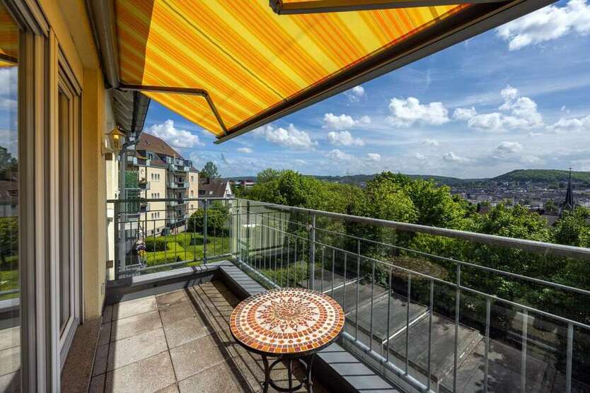 Wohnung zum Kaufen in Wuppertal 219.000 € 81.59 m²