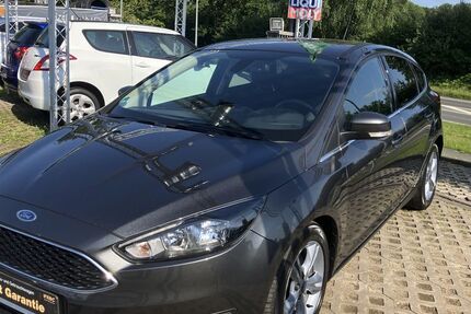 Ford Focus 97.482 km 11.490 € Lünen 44536