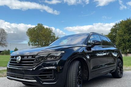VW Touareg 13.876 km 56.000 € Langerwehe 52379