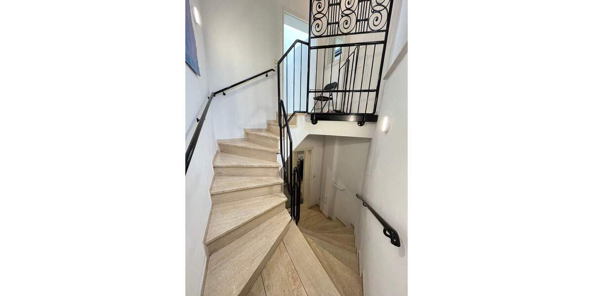 Einfamilienhaus Bochum Linden - 6 Zimmer, 242 m&sup2;, 642.000&euro; | Angebot:24656122