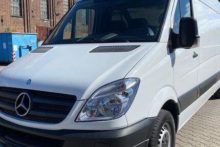 Mercedes-Benz Sprinter 182.775 km 13.900 € Essen 45136