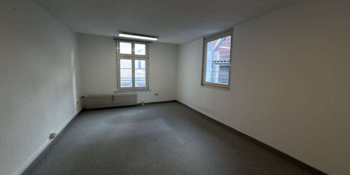 Großes Büro- und Praxisfläche in Hattingens Altstadt mit IT-Raum, LAN, Seminarraum und Gartennutzung 10 zimmer