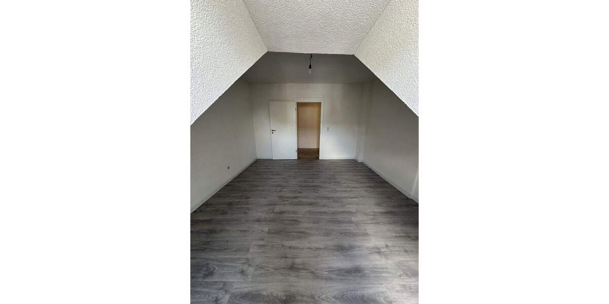 Etagenwohnung Gelsenkirchen Erle - 5 Zimmer, 110 m&sup2;, 1.000&euro; | Angebot:26149204