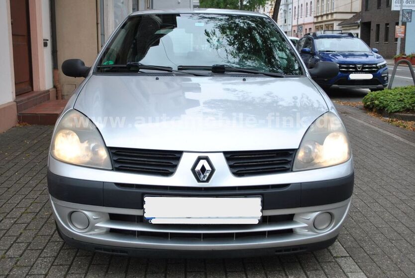Renault Clio 150.000 km 1.450 € Mülheim a. d. Ruhr 45478