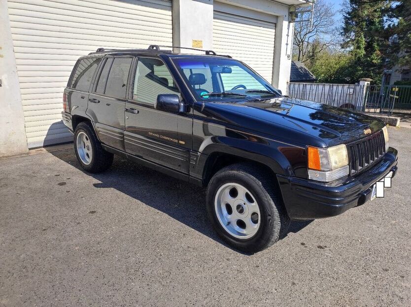 Grand Cherokee