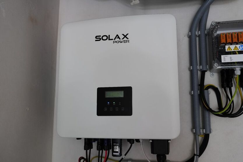 Provisionsfrei* Neubau Einfamilienhaus mit PV 10,4 KW integrierter Garage Energiebedarf 22,4 kWhm2a