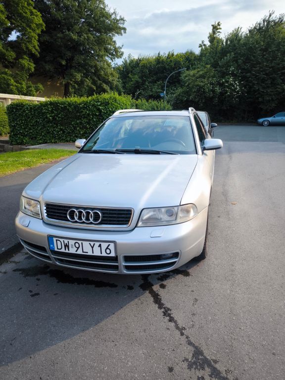 Audi A4 275.000 km 4.500 € Dortmund 44143