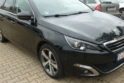 Peugeot 308 191.000 km 5.999 &euro; Essen 45144