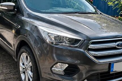 Ford Kuga 157.492 km 16.000 &euro; Bochum 44879