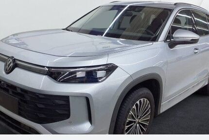 VW Tayron 26.238 km 45.470 € Gelsenkirchen 45888