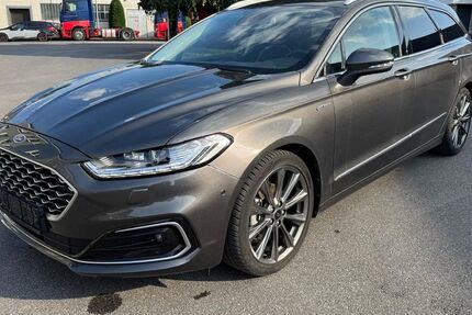 Ford Mondeo 49.000 km 19.499 € Dorsten 46282