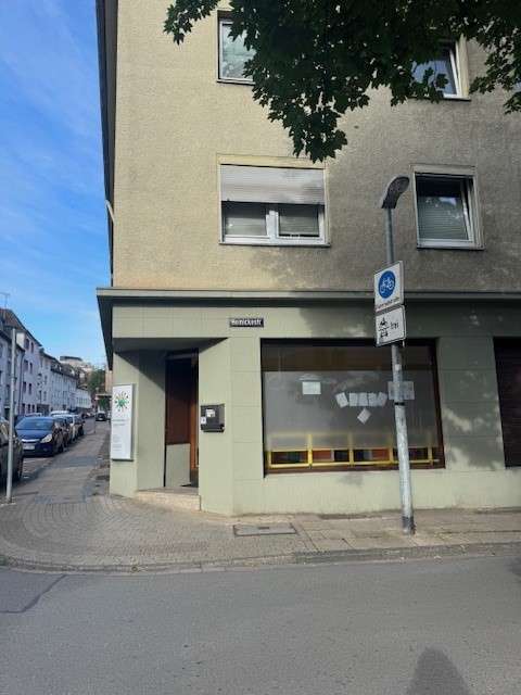 Büro in Essen 800 € 183 m²